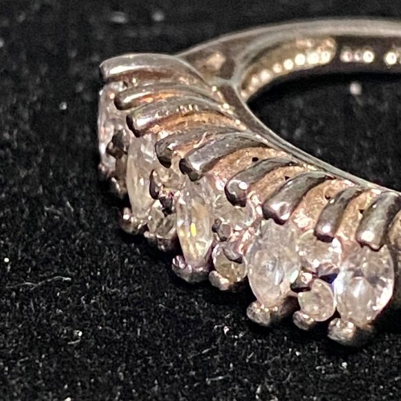 Ring Size 5.5 CZ Cubic Zirconia 13 Stones Sterling Silver Stamped 925 Vintage Je - Picture 12 of 15